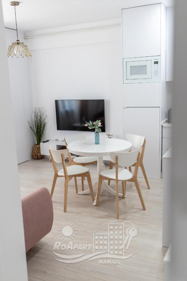 RoApart Mamaia - Family Navodari Bagian luar foto